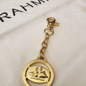 BRAHMIN Medallion GOLD